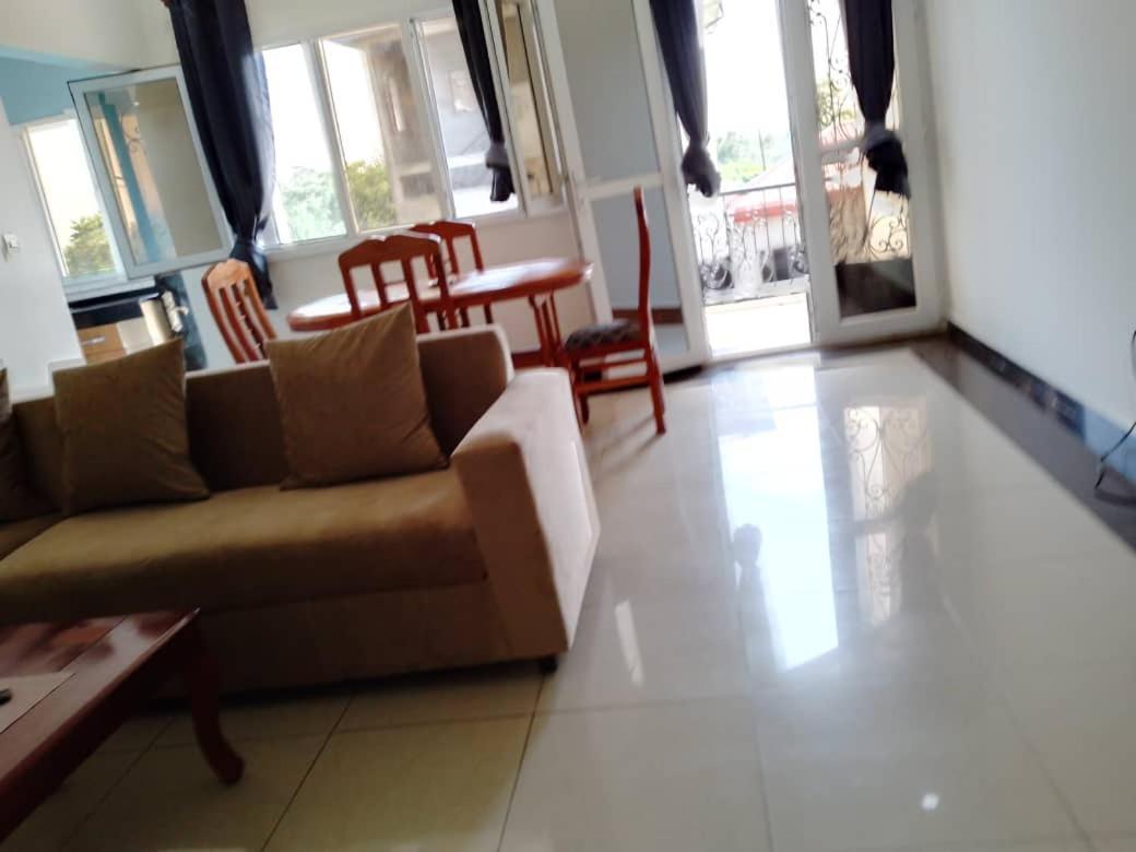 Residence Rosalie ياوندي المظهر الخارجي الصورة