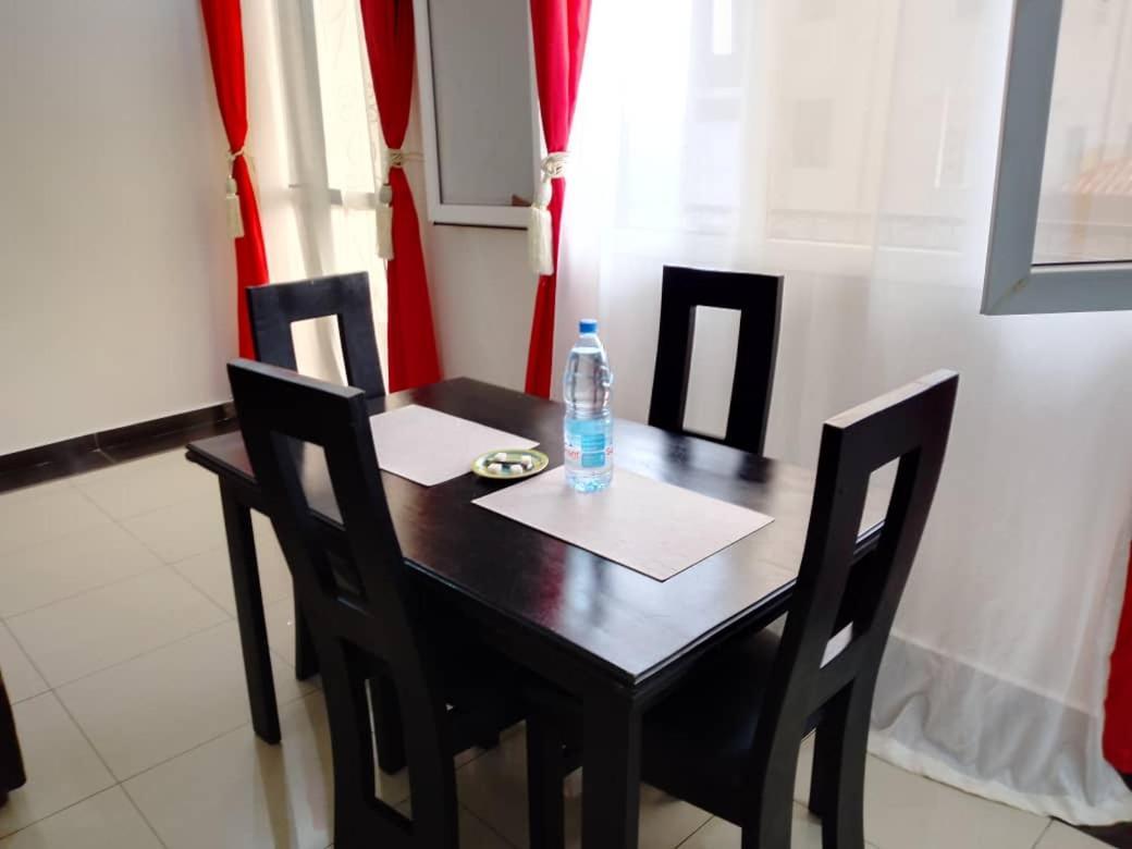 Residence Rosalie ياوندي الغرفة الصورة