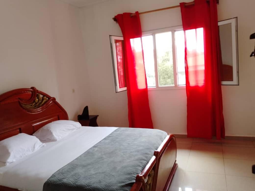 Residence Rosalie ياوندي الغرفة الصورة