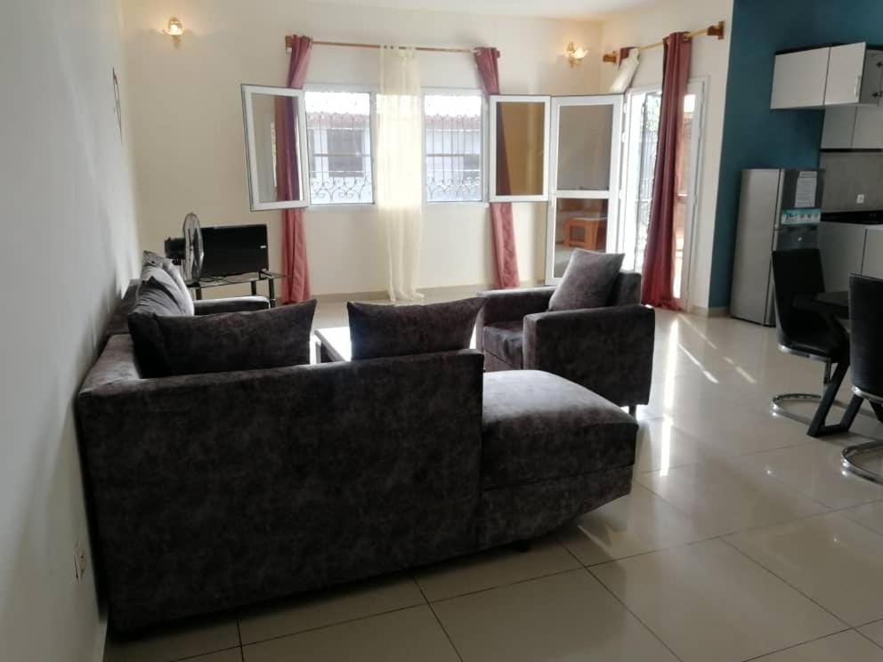 Residence Rosalie ياوندي الغرفة الصورة