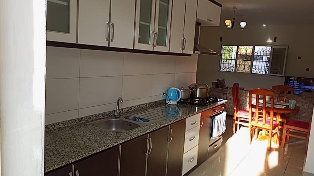 Residence Rosalie ياوندي الغرفة الصورة